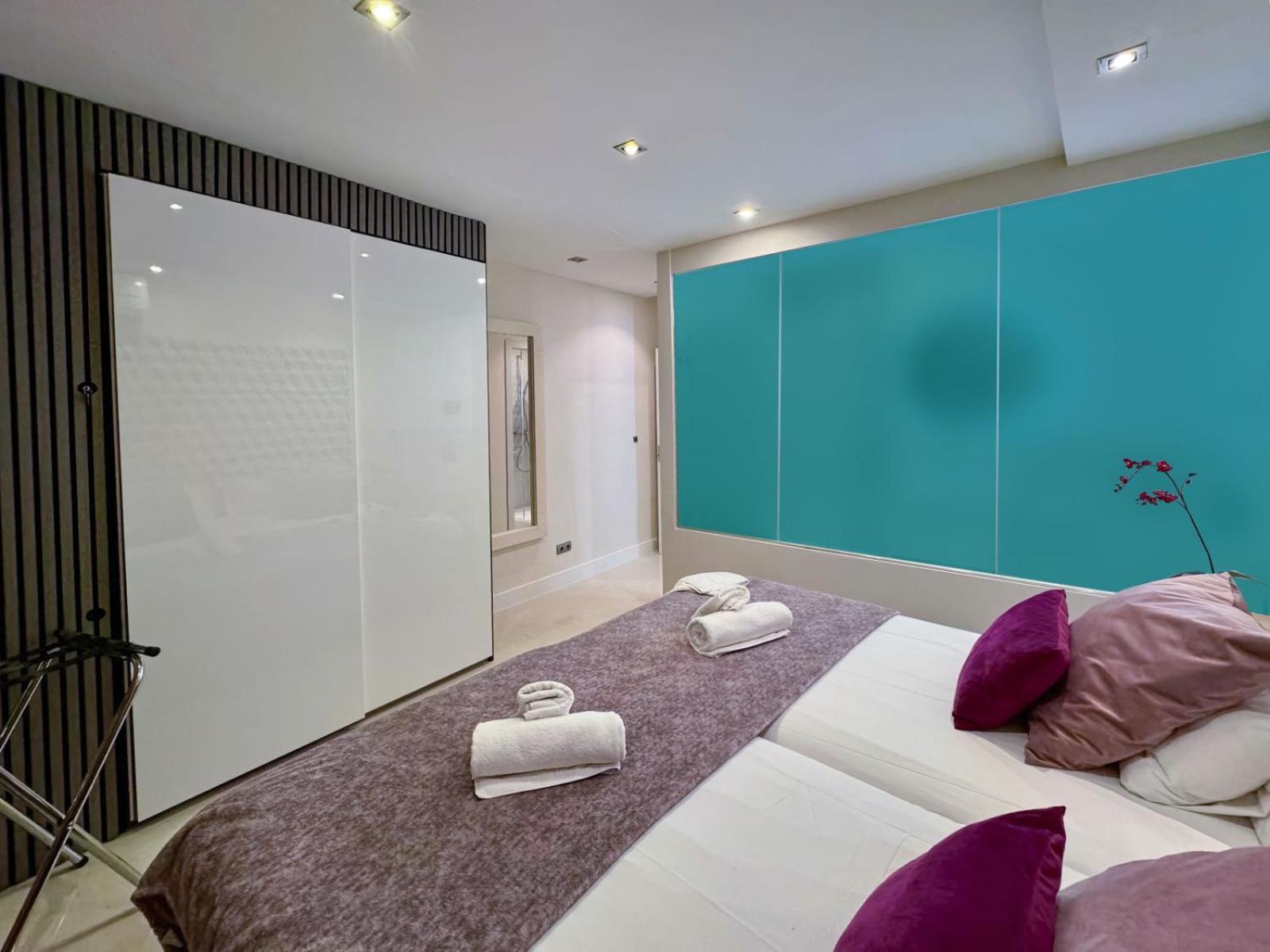 Apartament Colon Bcn 130 Mts 3 Dormitorios Port Vell Barcellona Esterno foto